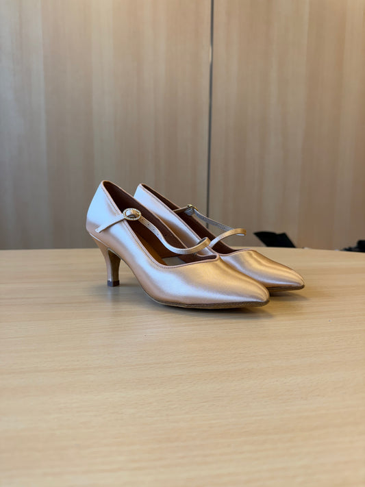 ICS Superstar SingleStrap - Peach Satin - Size 5.5 - Wide