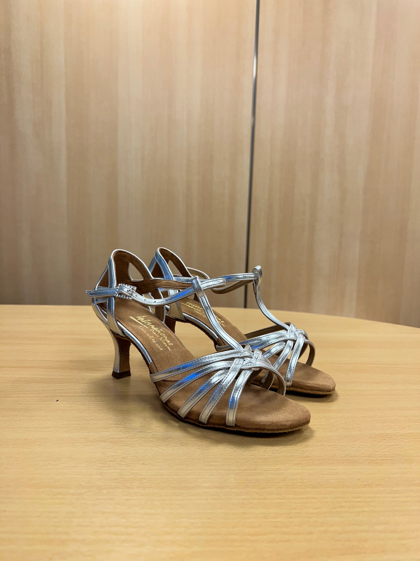 Lucia - Silver NotCalf (Size 8)