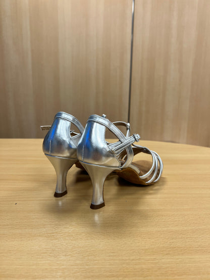 Lucia - Silver NotCalf (Size 8)