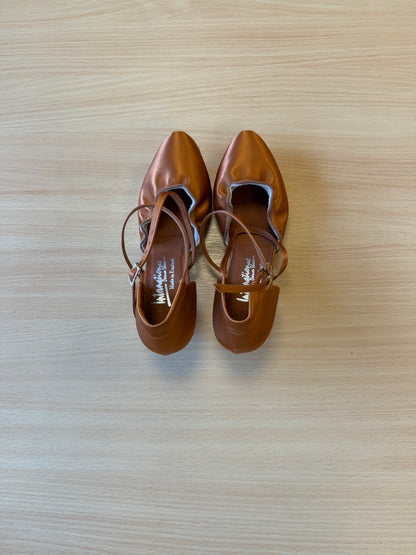 American Flex - Tan Satin - Size 5.5 - X Wide