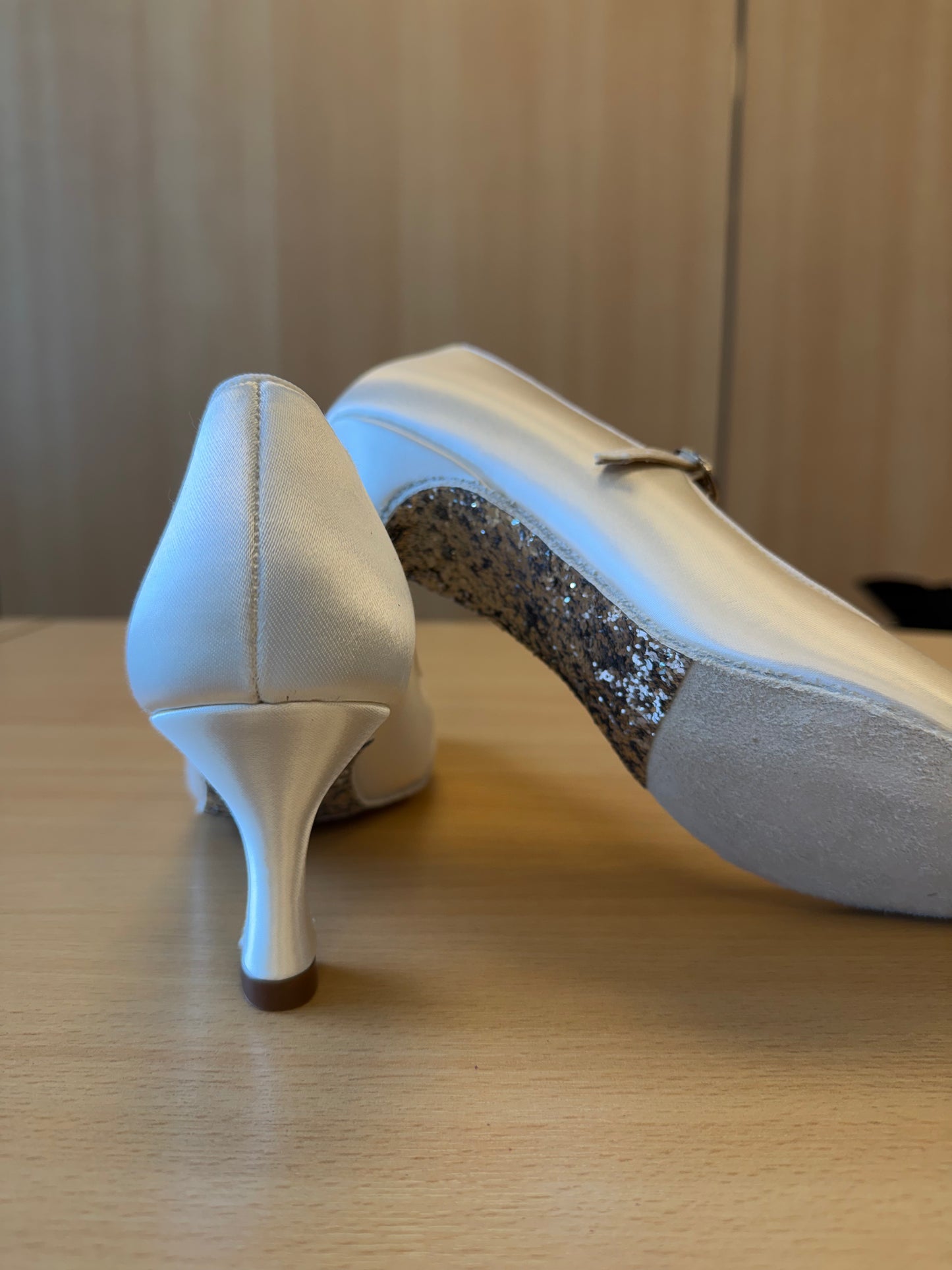 ICS Classic - White Satin - Size 5.5 - Narrow (Silver Glitter Soles)