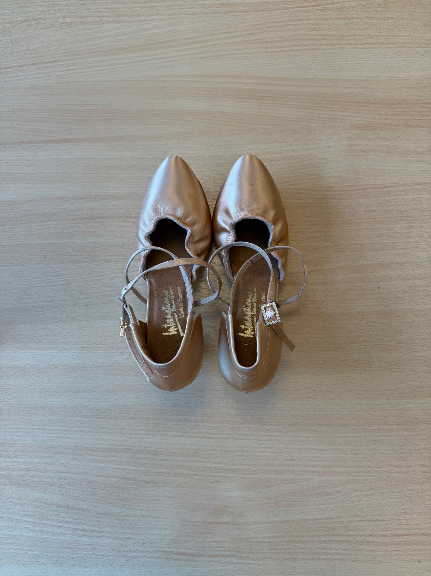American Flex - Peach Satin - Size 5.5 - X Wide