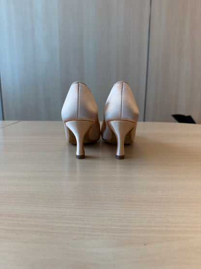 ICS RoundToe - Peach Satin - Size 5.5 - Wide