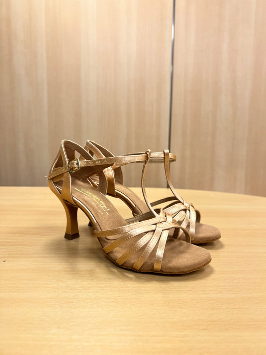 Lucia - Peach Satin (Vegan) (Size 5.5XW)