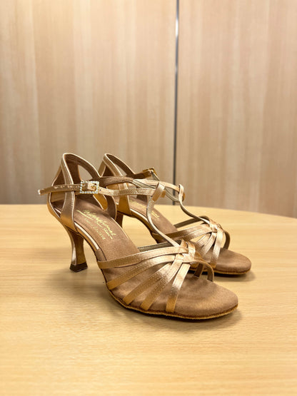 Lucia - Peach Satin (Size 6)