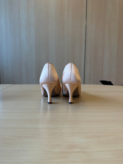 ICS RoundToe - Peach Satin - Size 5.5 - Regular