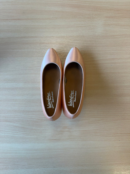 ICS RoundToe - Peach Satin - Size 5.5 - Regular