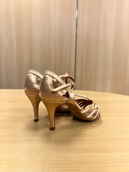 Lucia - Peach Satin (Size 2.5N)