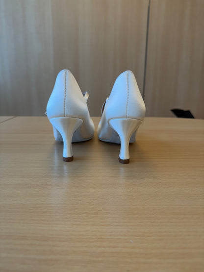 ICS Classic - White Satin - Size 5.5 - Regular
