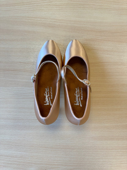 ICS Classic - Peach Satin (Size 6)