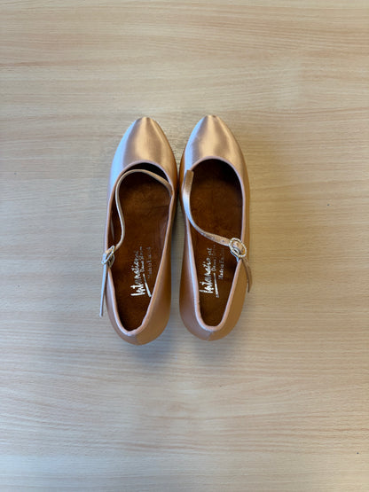 ICS RoundToe SingleStrap - Peach Satin - Size 5.5 - Regular