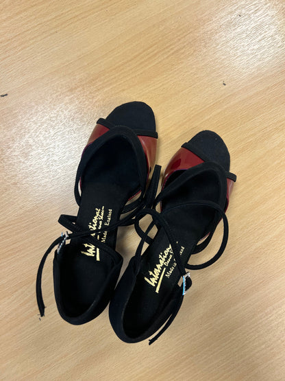 Bianca - Black Nubuck/Merlot Patent (Size 7.5W)