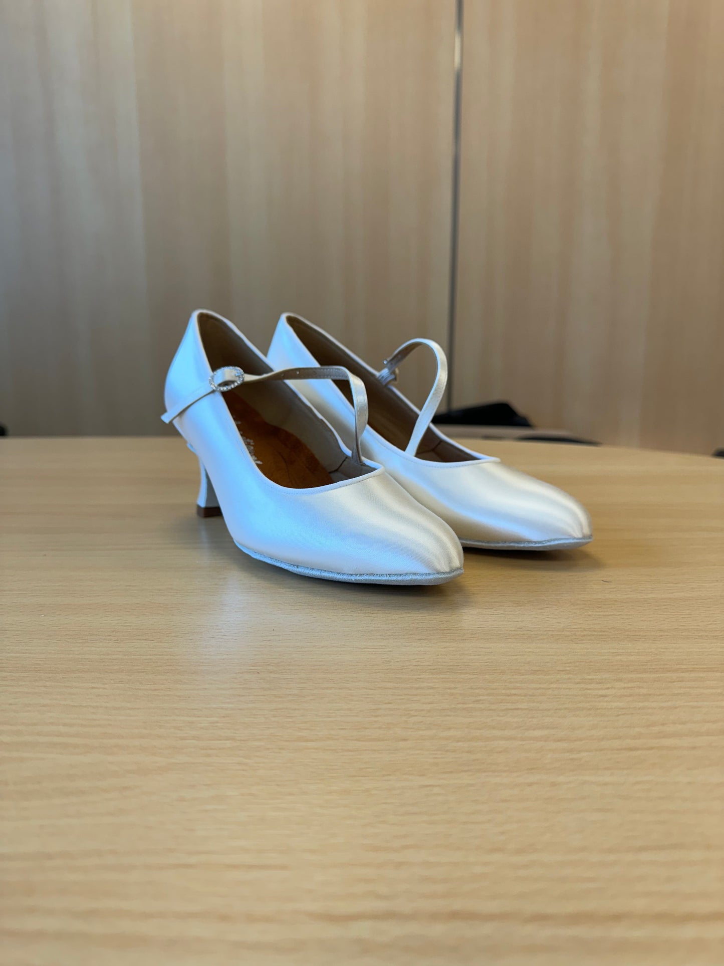 ICS RoundToe S/Strap - White Satin (Size 6)