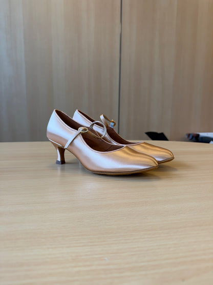 ICS Classic - Peach Satin - Size 5.5 - Regular