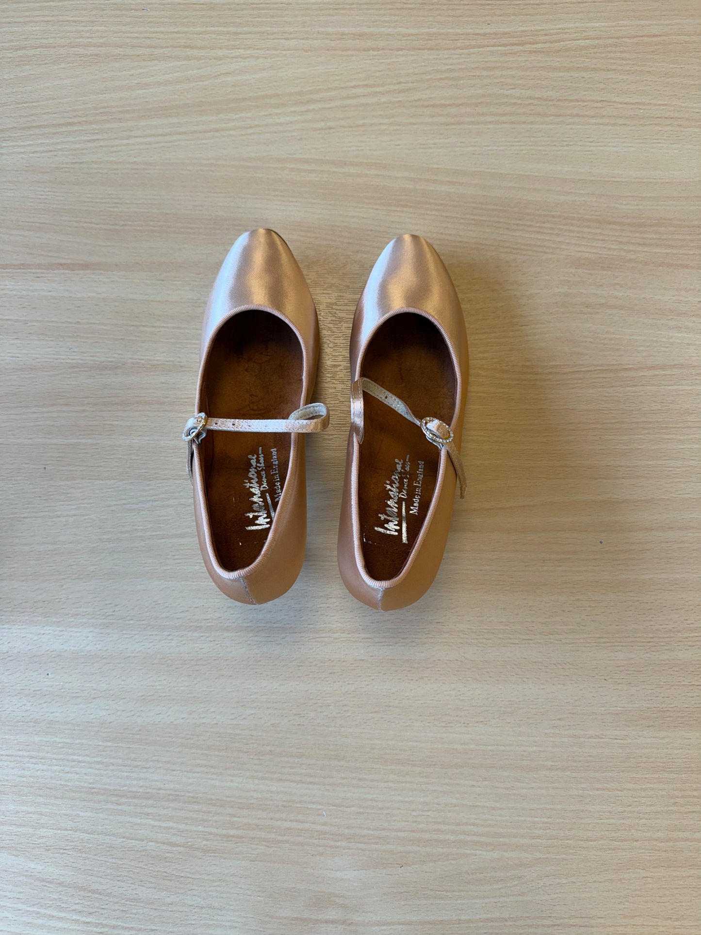 ICS Classic - Peach Satin - Size 5.5 - Regular