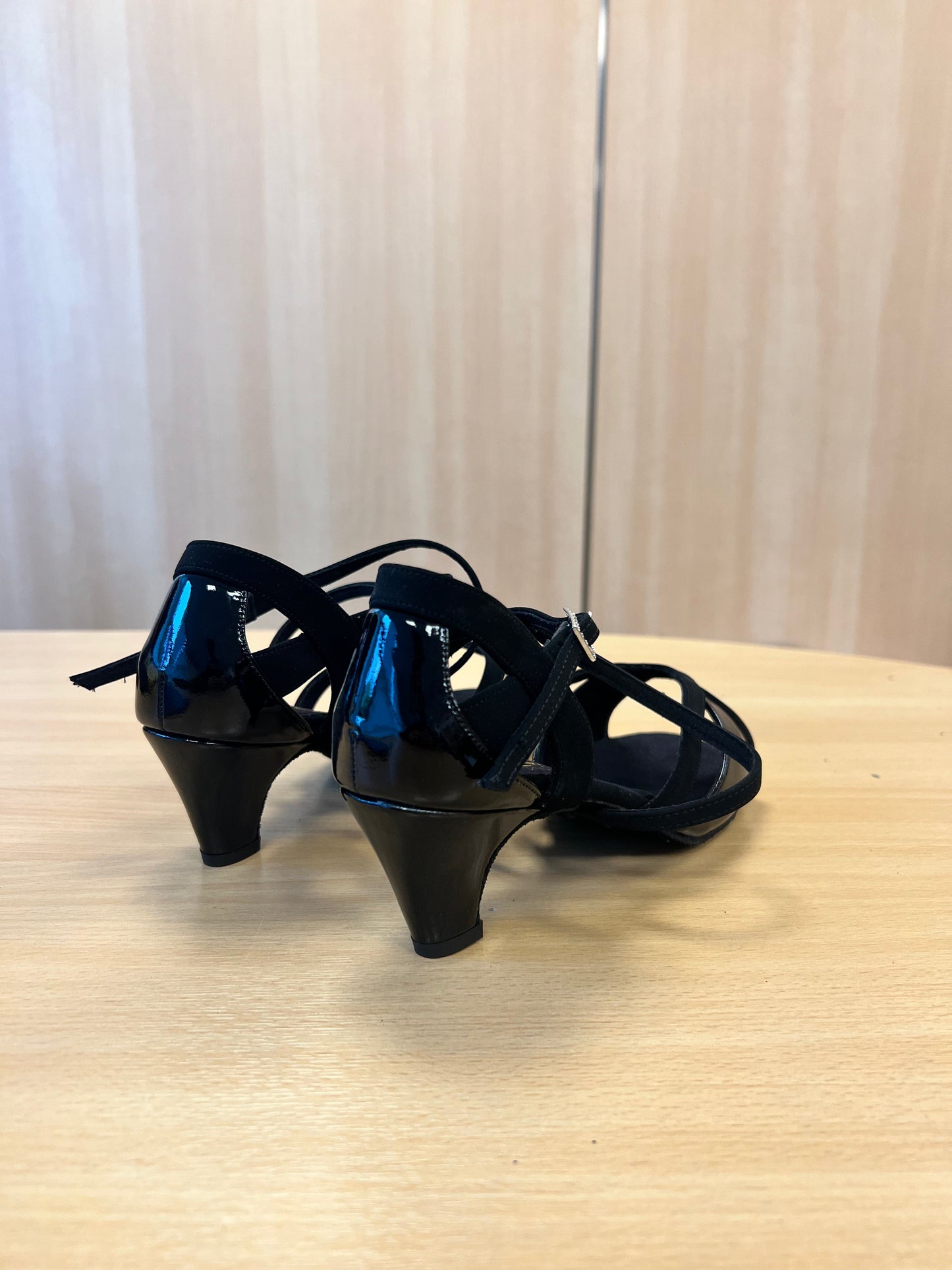 Bianca - Black Nubuck/Black Patent (Size 7XW)