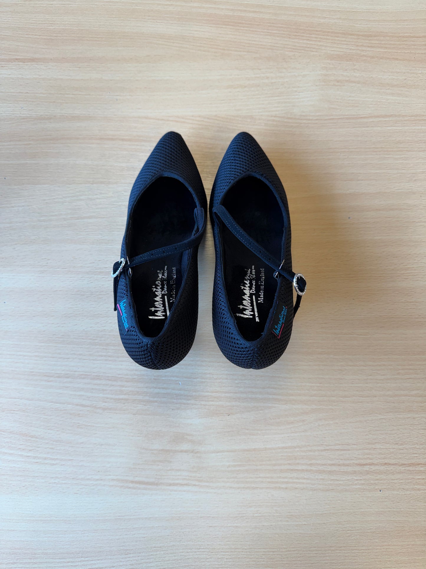 ICS Superstar SingleStrap - AirMesh - Size 5.5 - X Wide (Hook Buckles)
