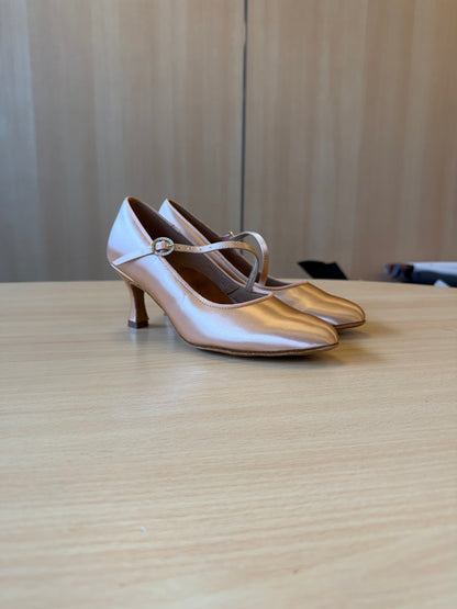 ICS RoundToe SingleStrap - Peach Satin - Size 6 - Wide