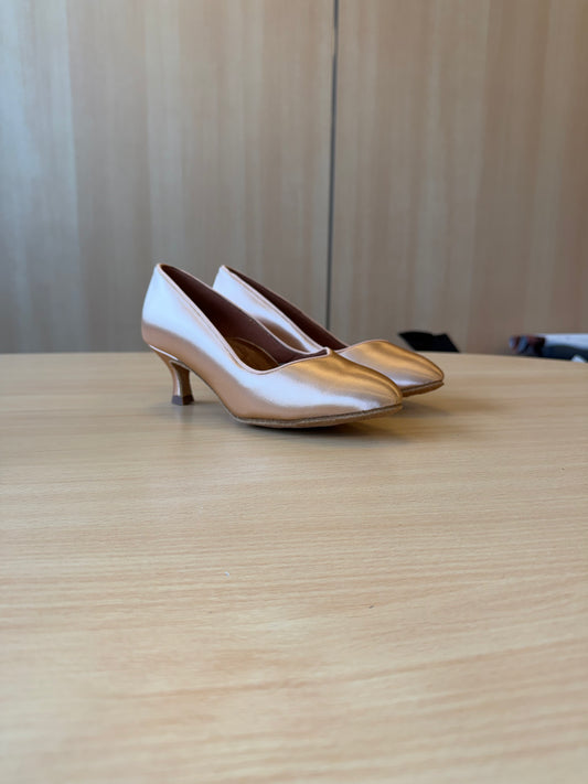 ICS Vista - Peach Satin - Size 5 - X Wide