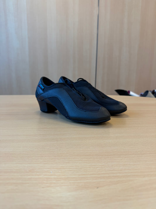 Fusion Split-Sole - Black Leather/Air Mesh - Size 5 - X Wide