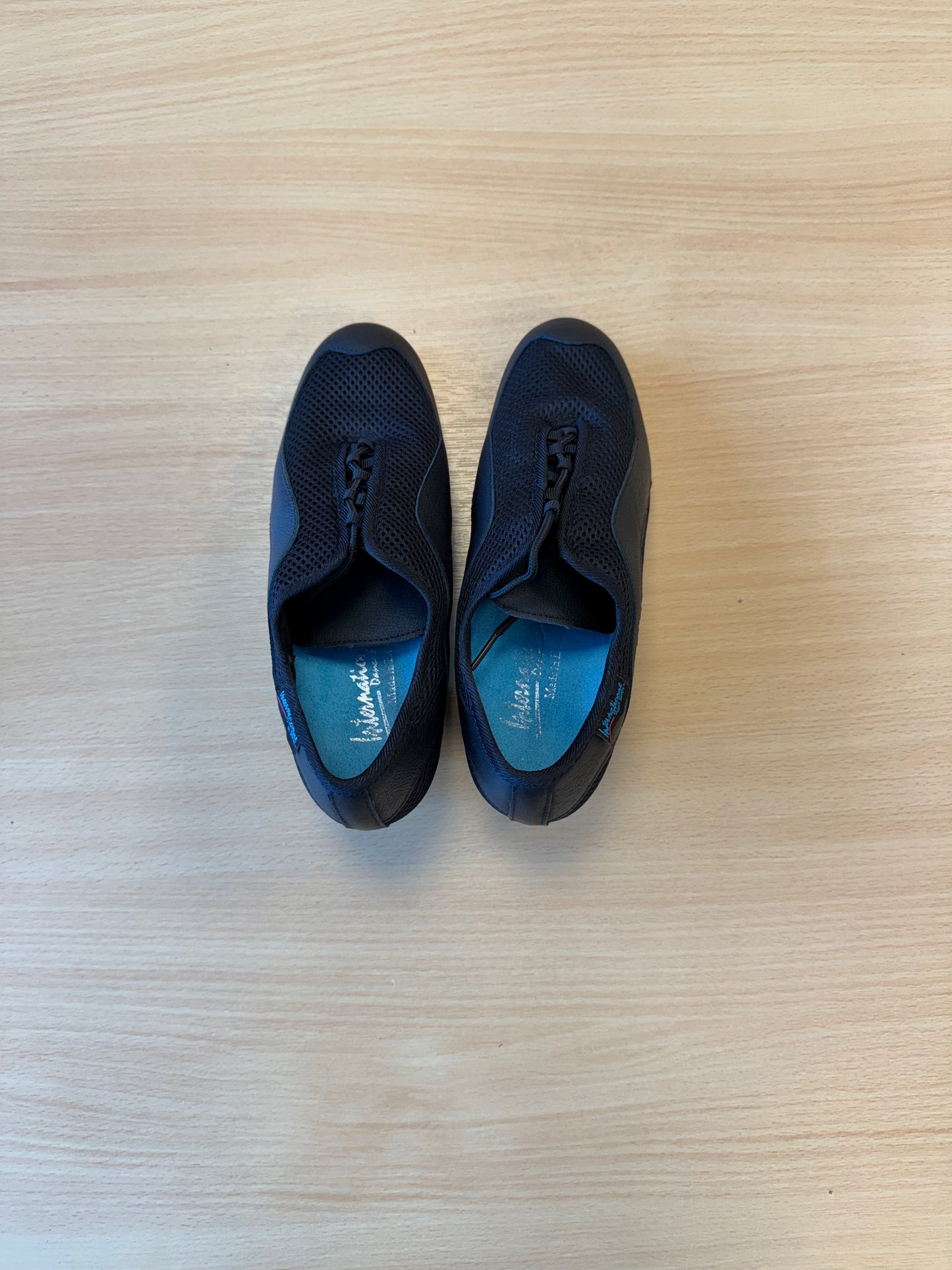 Fusion Split-Sole - Black Leather/Air Mesh - Size 5 - X Wide