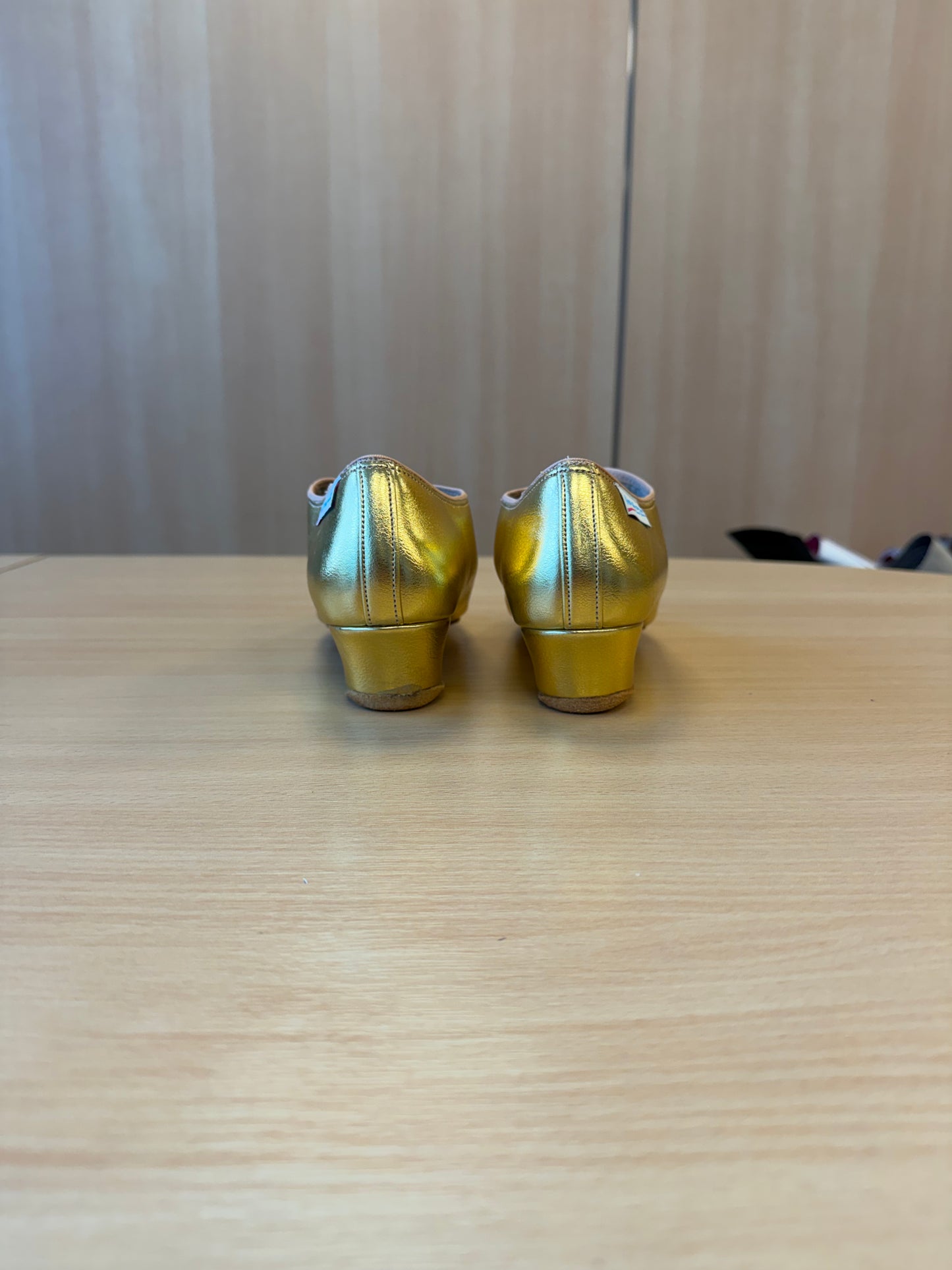 Heather Split-Sole - Gold NotCalf - Size 5 - Regular