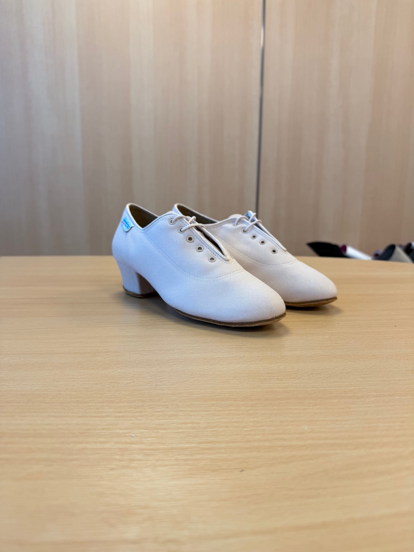Heather Split-Sole - Beige Lycra - Size 5.5 - Regular