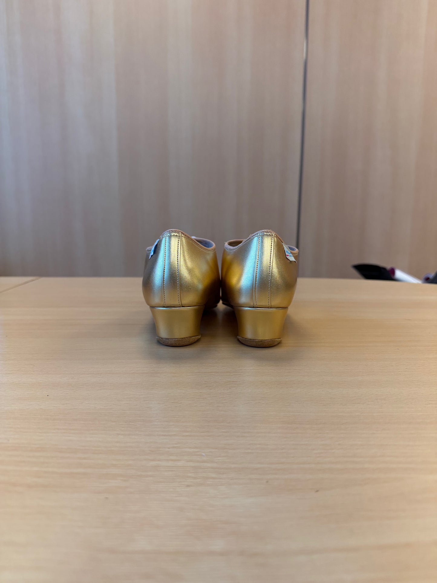 Heather Split-Sole - Gold NotCalf - Size 5 - Regular