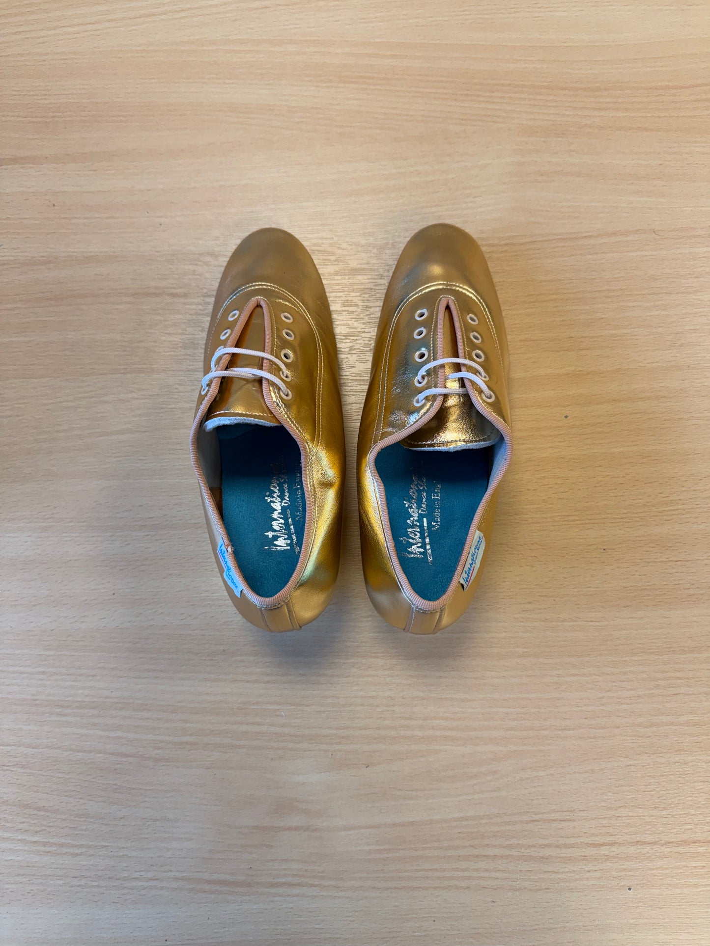 Heather Split-Sole - Gold NotCalf - Size 4.5 - Regular