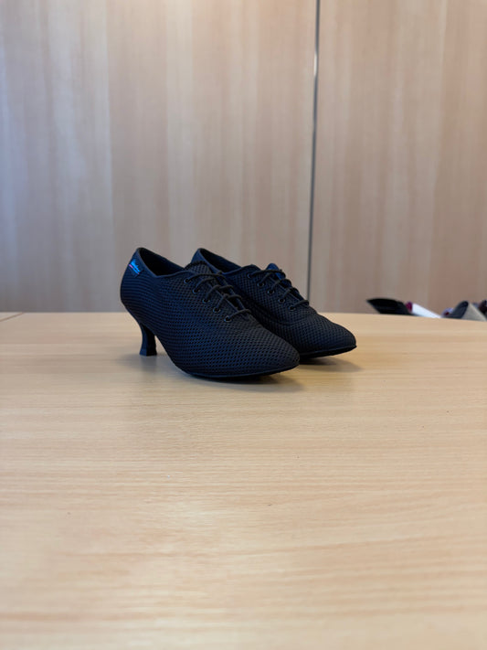 Roxy - AirMesh - Size 3.5 - Regular (Black Glitter Soles)