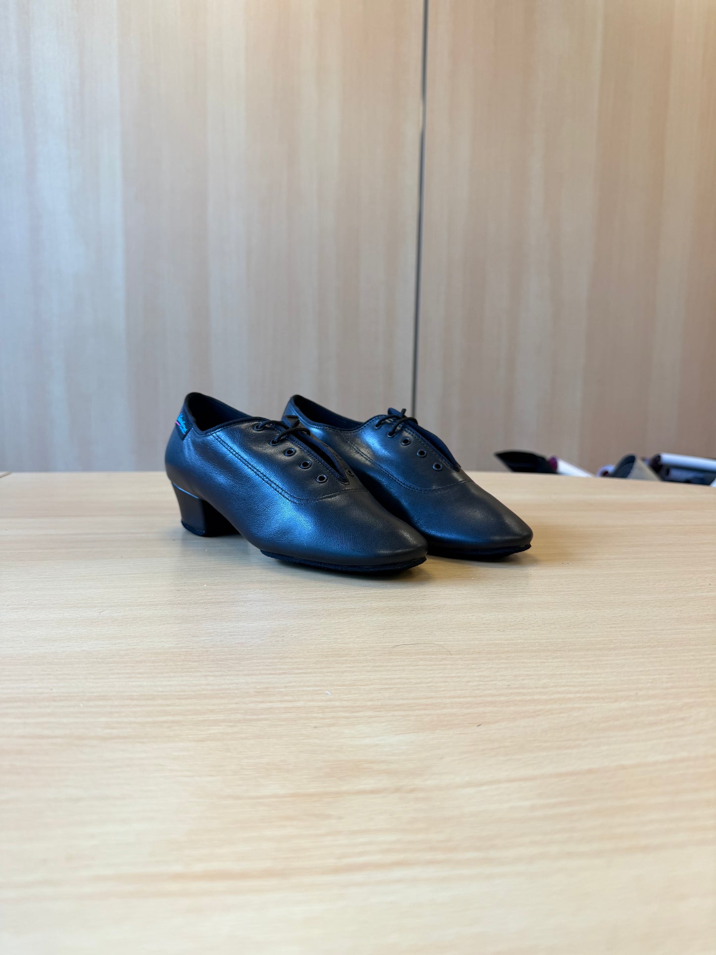 Heather Split-Sole - Black Calf - Size 4.5 - Regular
