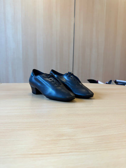 Heather Split-Sole - Black Calf - Size 4.5 - Regular