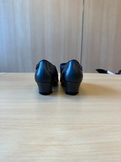 Heather Split-Sole - Black Calf - Size 4.5 - Regular