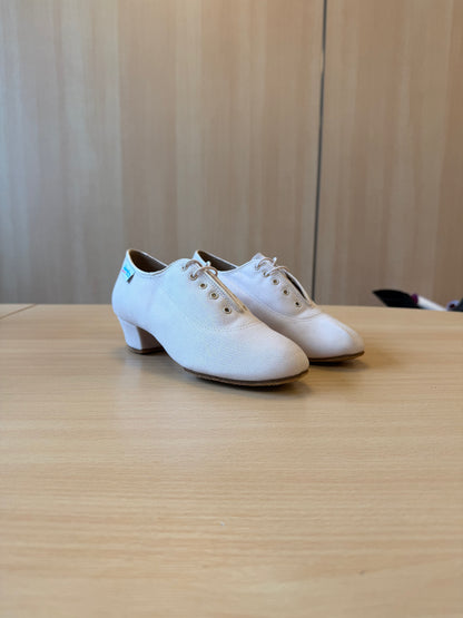 Heather Split-Sole - Beige Lycra - Size 4.5 - Regular