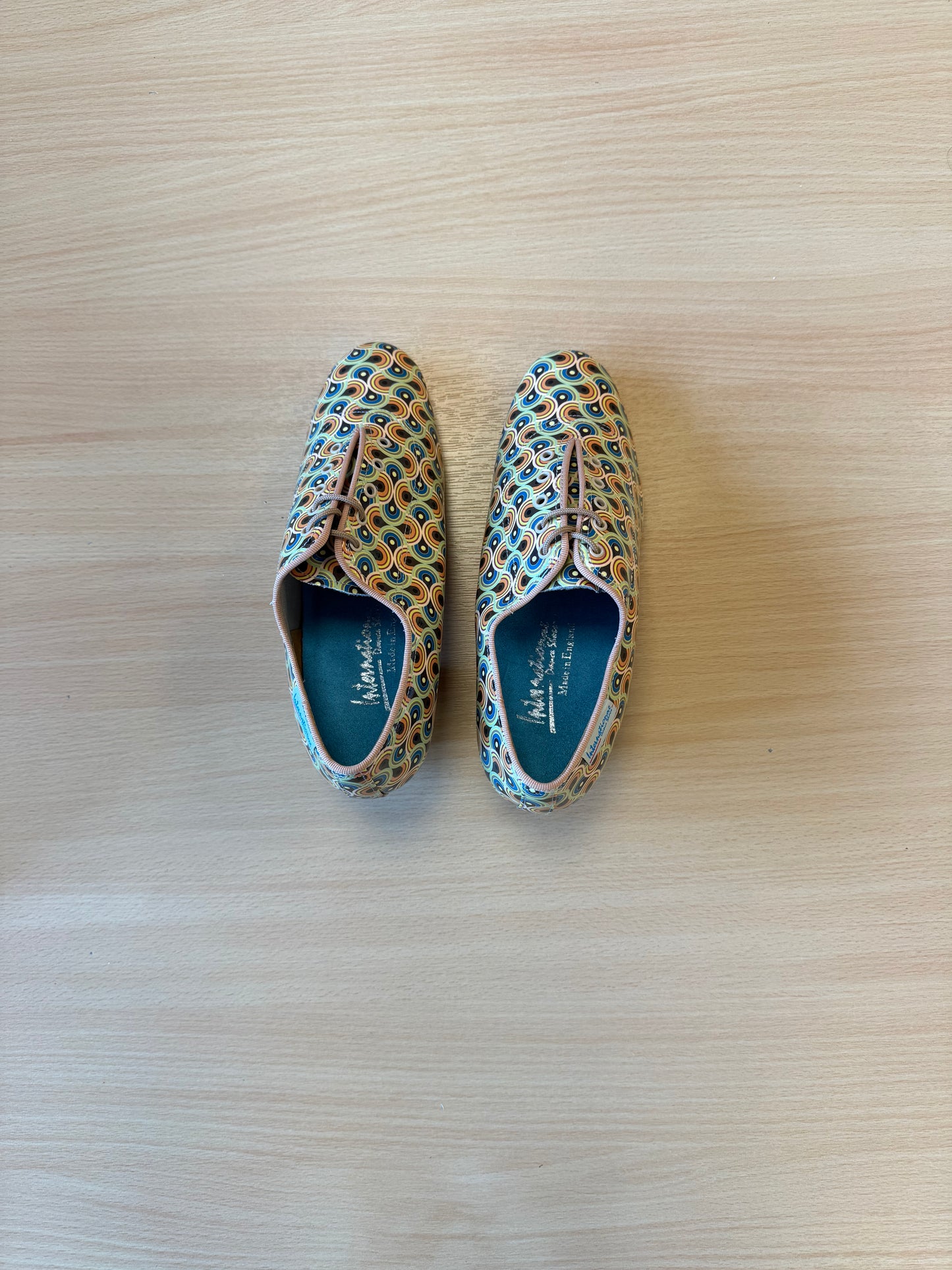 Heather Split-Sole - FunkyTown - Size 4 - Regular