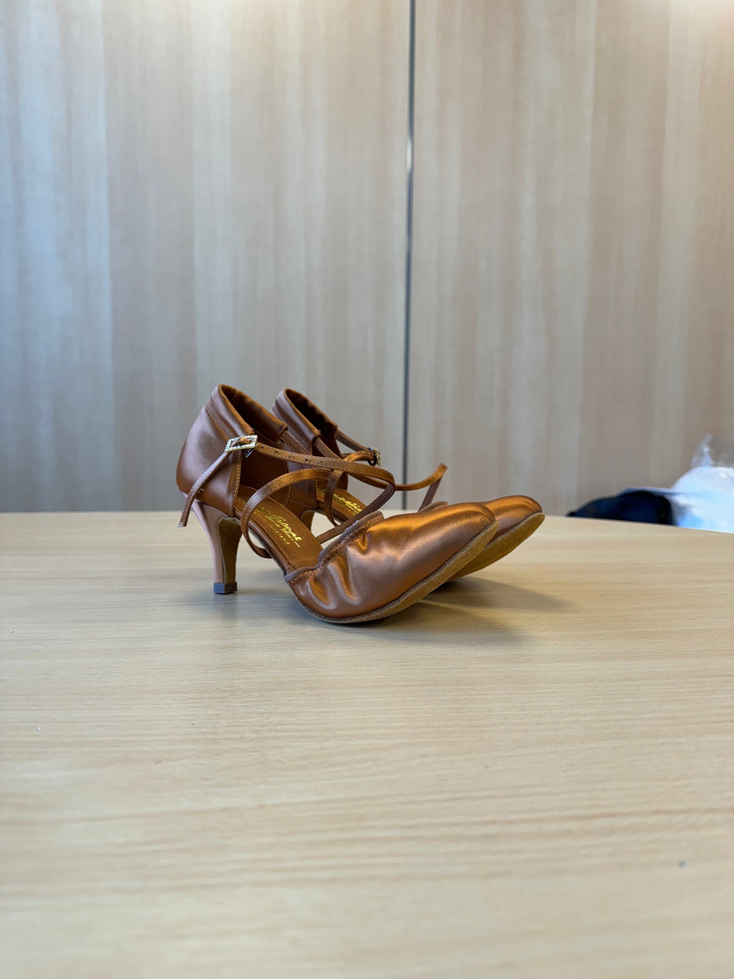 American Flex - Tan Satin (Size 6N)