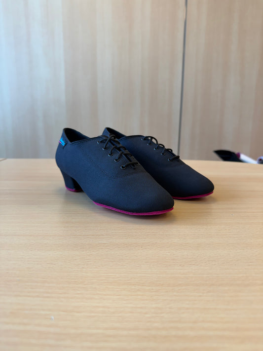 Heather Split-Sole - Black Lycra - Size 4.5 - X Wide (Pink Soles)