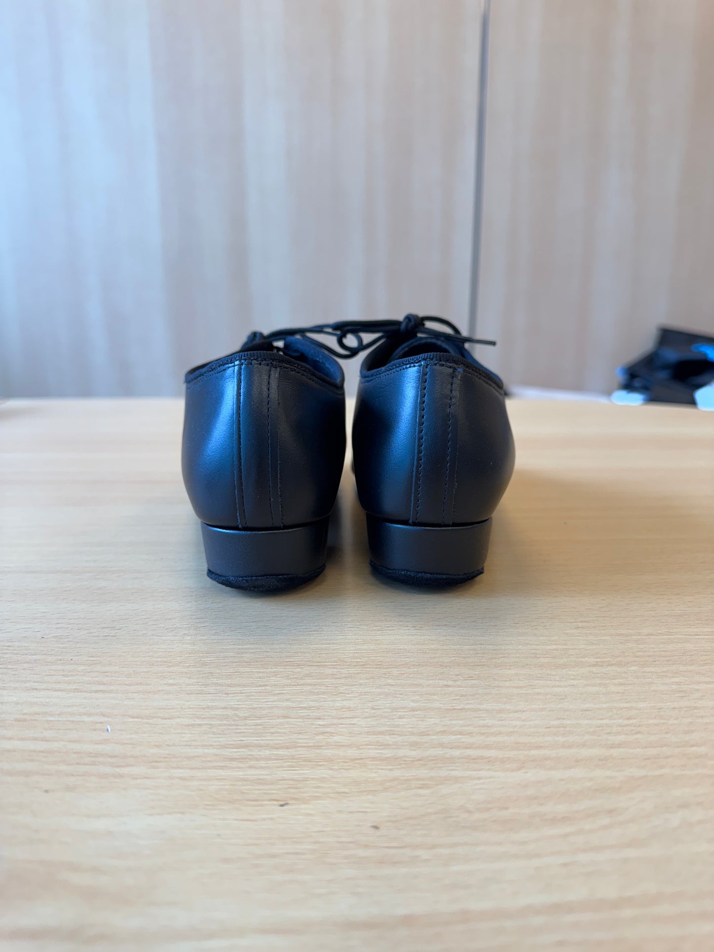 Boys Tango - Black Calf - Size 4.5 - Wide