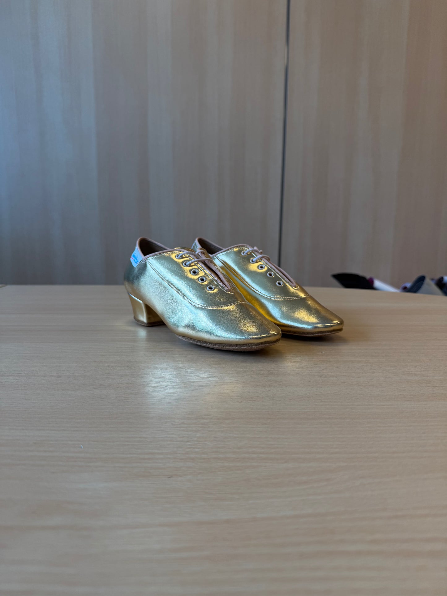Heather Split-Sole - Gold NotCalf - Size 4 - Regular