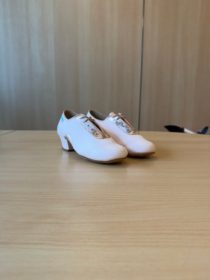 Artiste Split-Sole - Himalayan Rose - Size 3.5 - Regular
