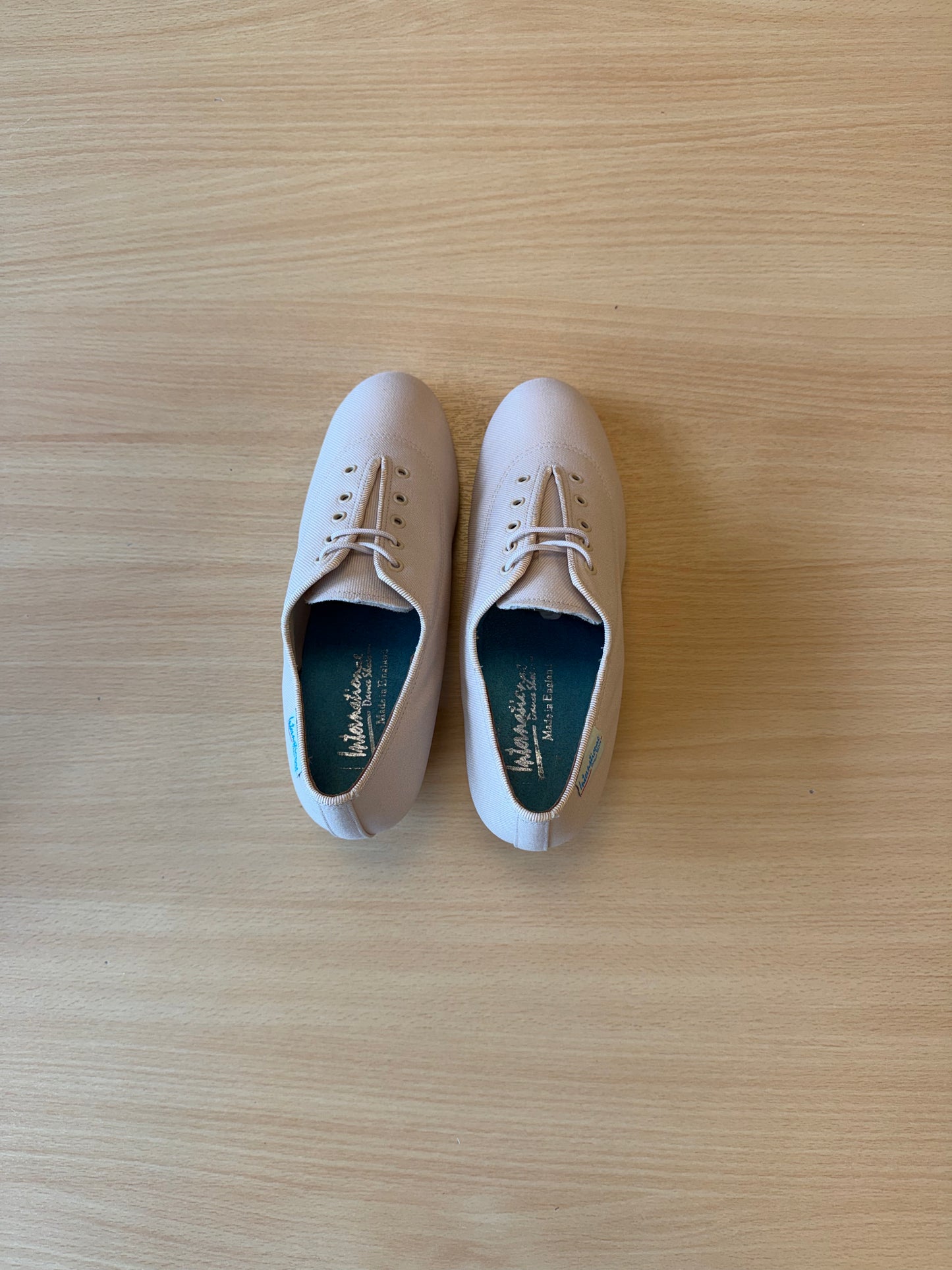 Heather Split-Sole - Beige Lycra - Size 4 - Regular