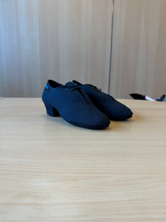 Heather Split-Sole - Black Lycra - Size 3.5 - Regular