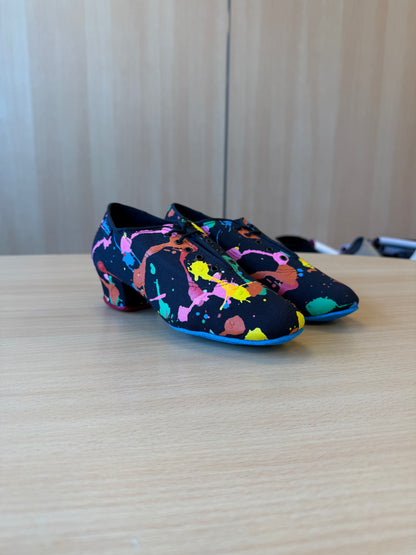 Heather Split-Sole - ArtAttack - Size 3.5 - Regular (Blue & Red Soles)