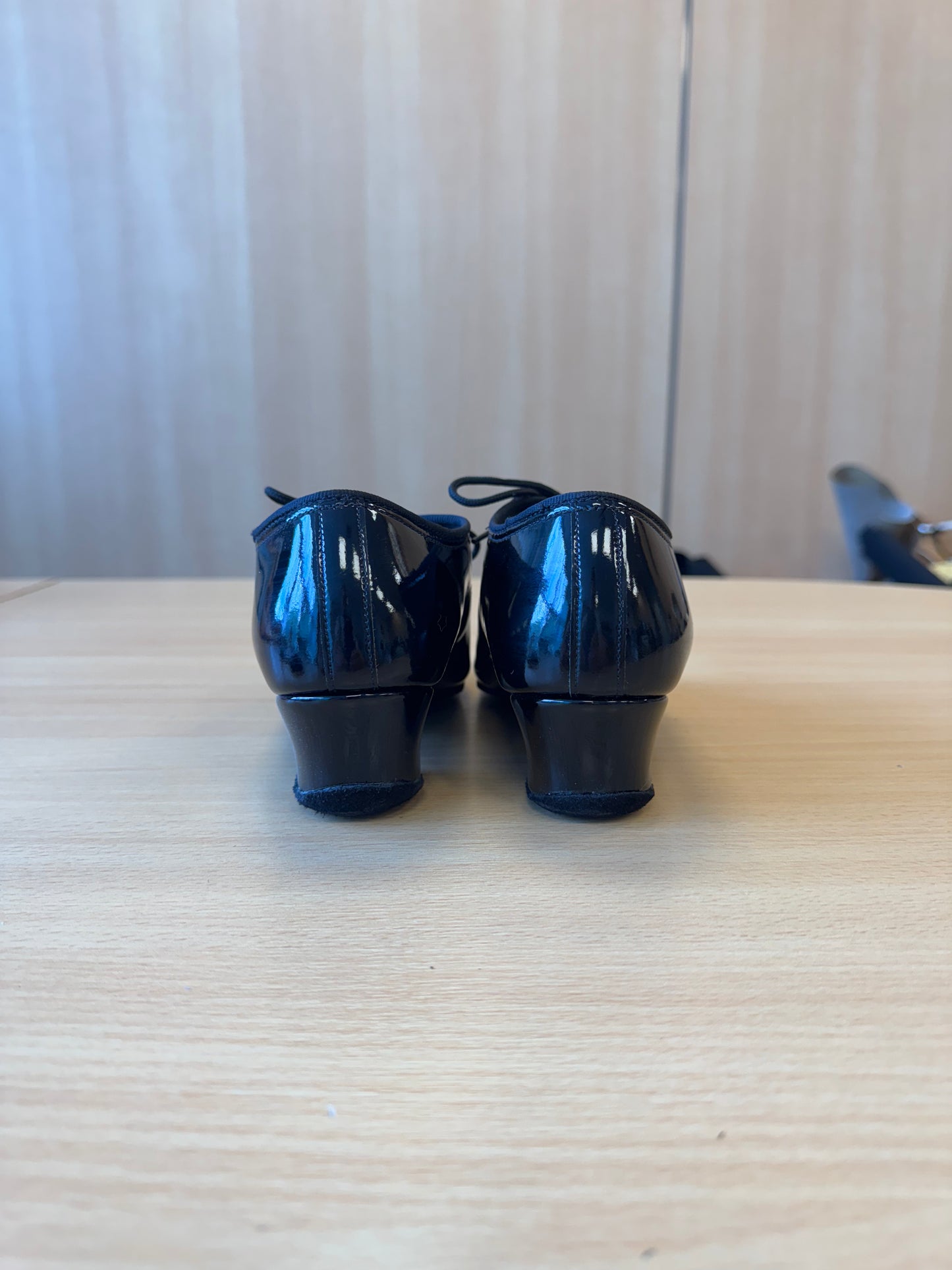 Boys Tango - Black Patent - Size 1.5 - Wide