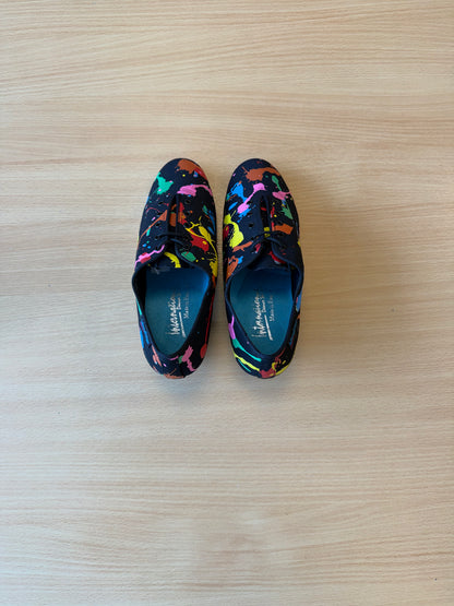Heather Split-Sole - ArtAttack - Size 4 - Wide (Blue & Pink Soles)