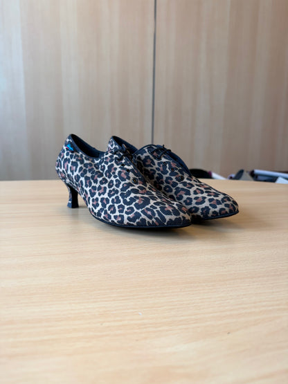 Roxy - Leopard - Size 7.5 - Narrow