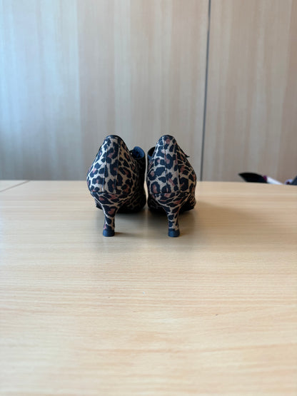 Roxy - Leopard - Size 7.5 - Narrow