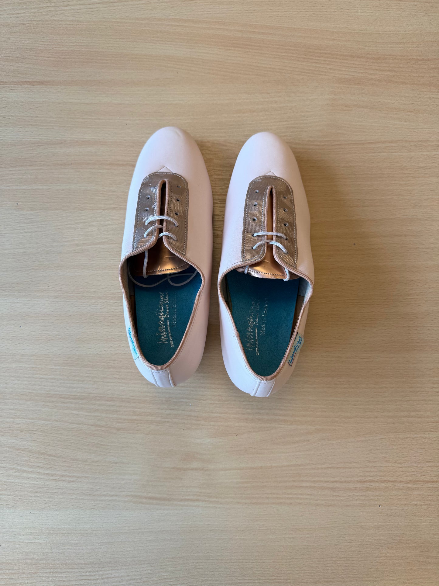Artiste Split-Sole - Himalayan Rose - Size 8 - Wide
