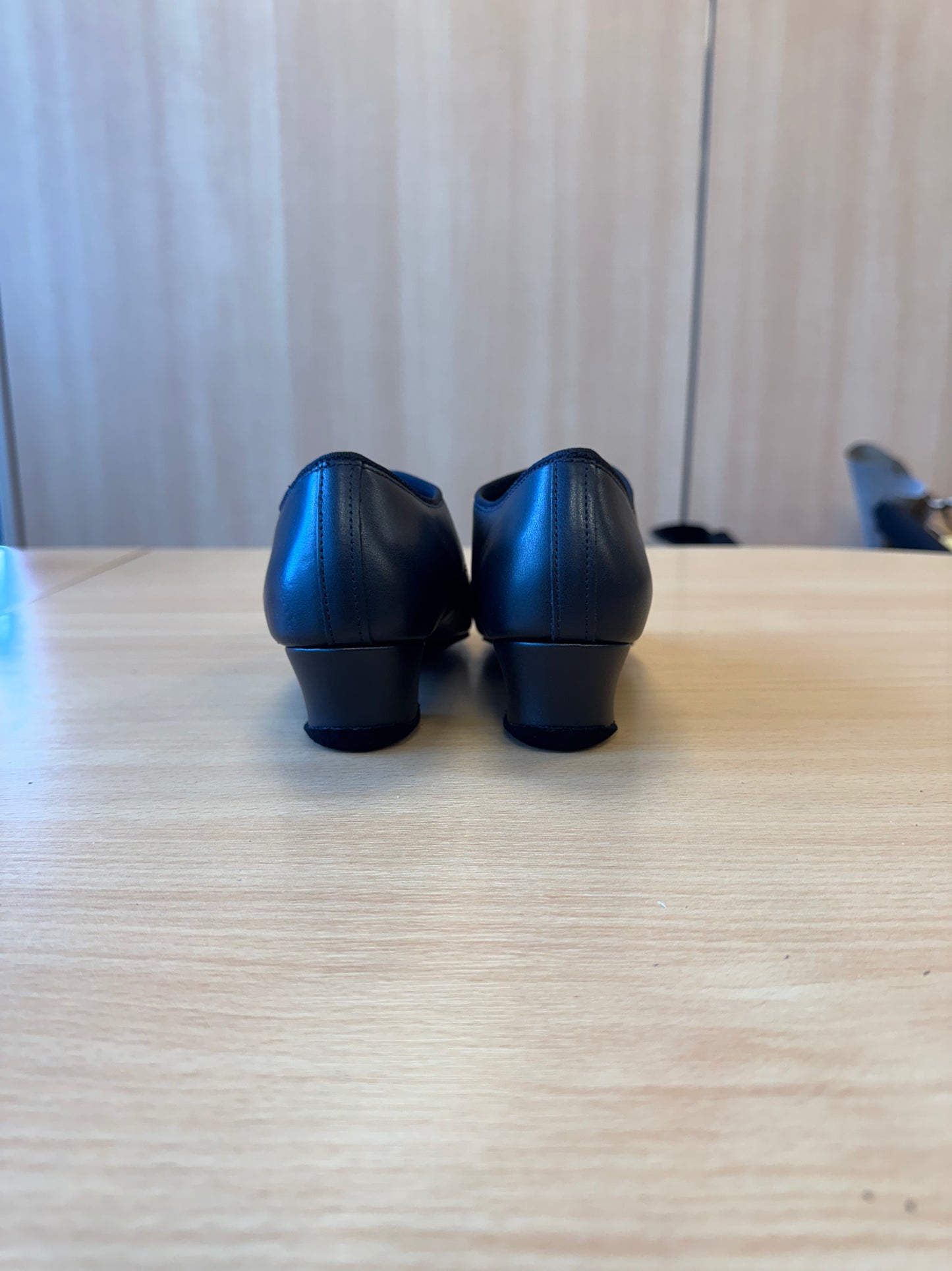 Boys Rumba - Black NotCalf - Size 2 - Regular