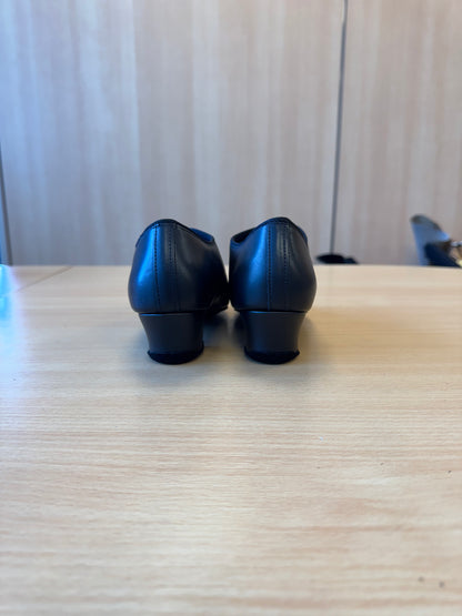 Boys Rumba - Black NotCalf - Size 2 - Regular